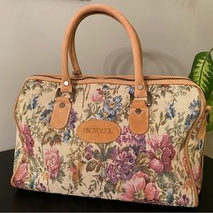 Vintage inspired carpet tapestry bag. Mary Poppins travel bag.